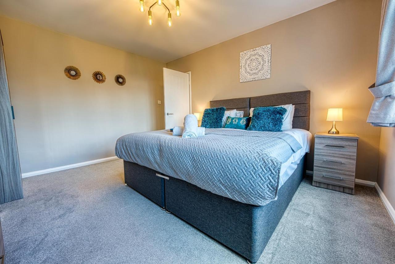Elegant 5 Bed House - Sleeps 9, Central Solihull, Nec, Jlr, Hs2, Resorts World, Airport Business And Leisure Stays, Exterior foto